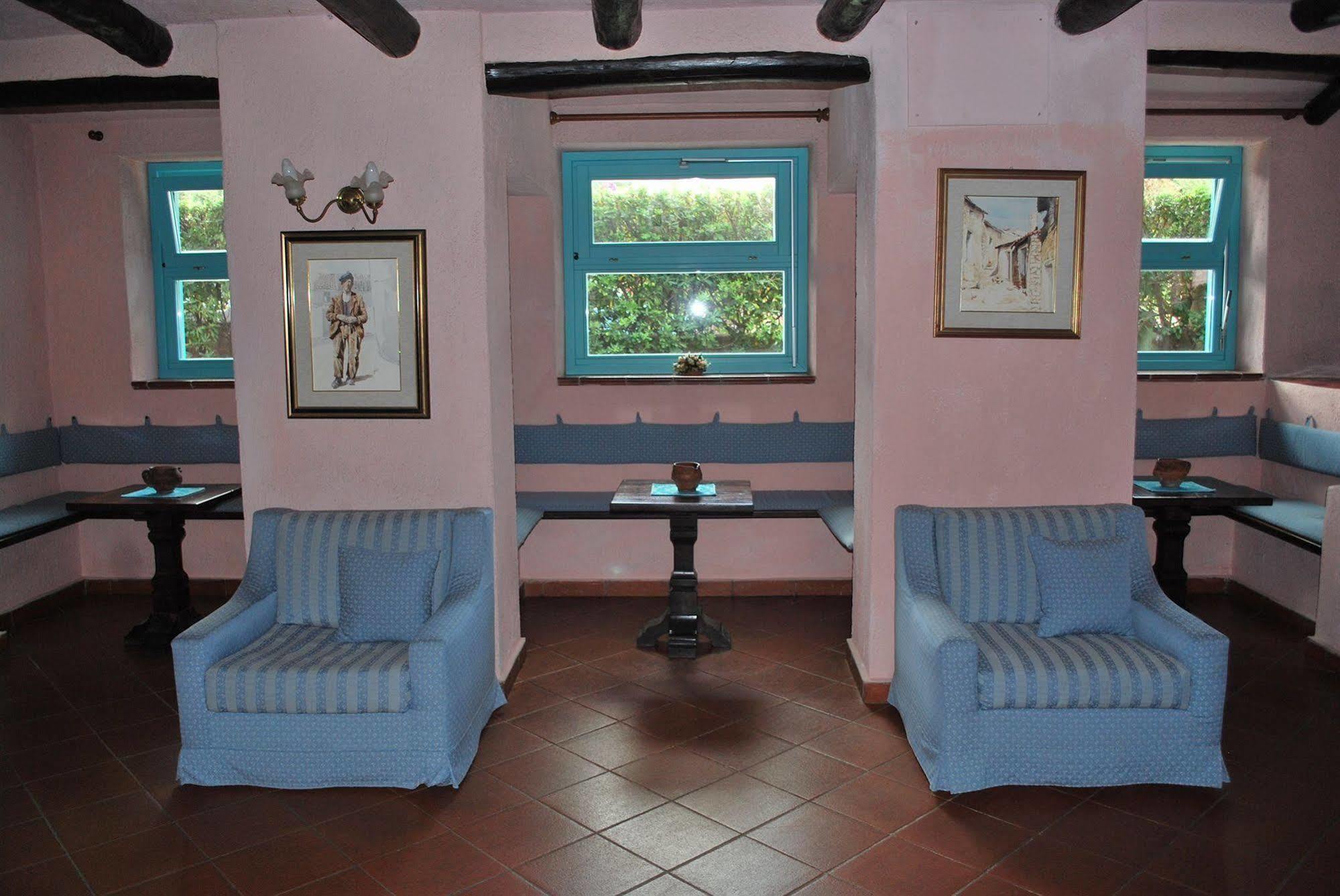 Hotel Scintilla San Teodoro  Extérieur photo